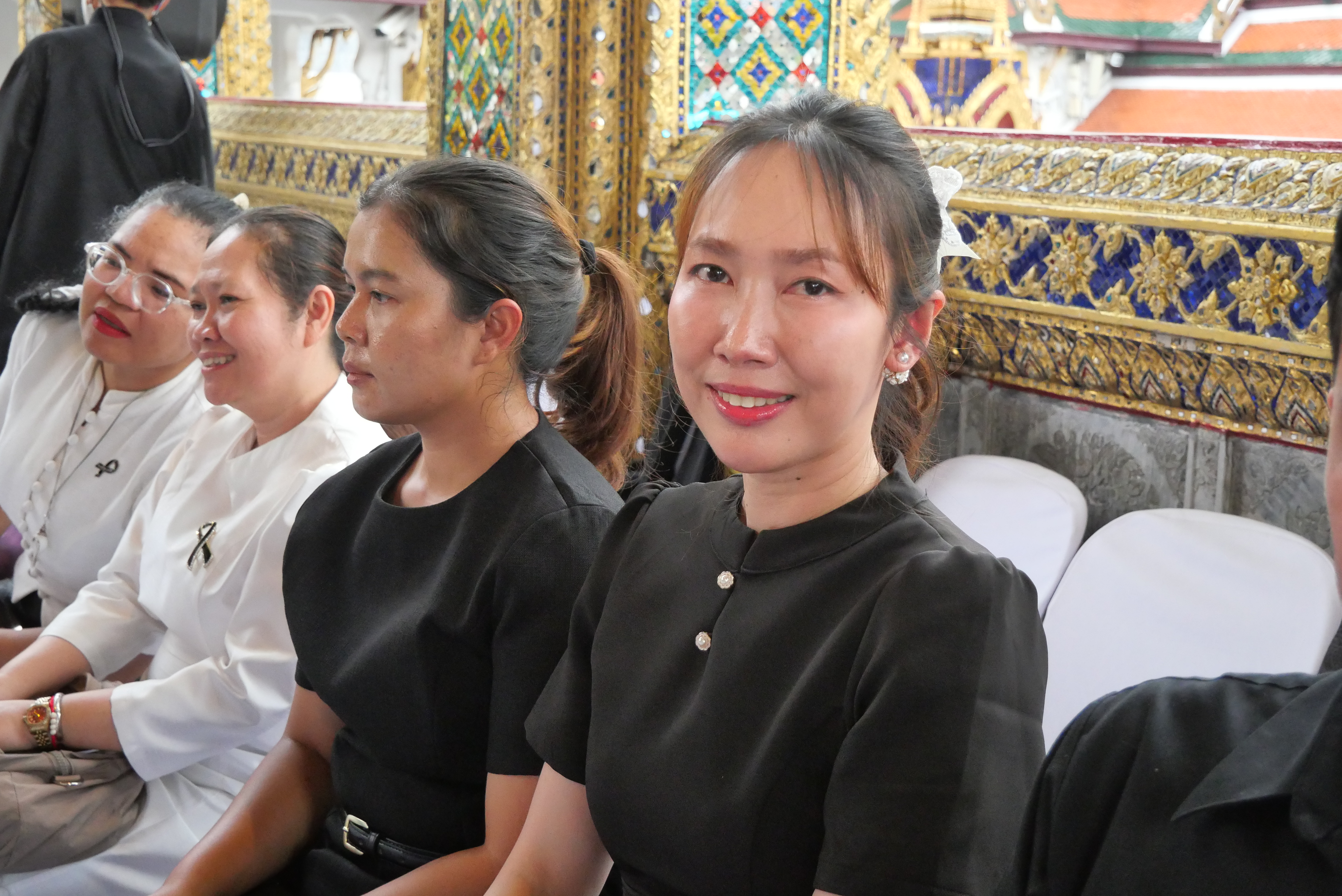 title - ส.ป.ก. ร่วมพิธีสวดพระพุทธมนต์ และเจริญจิตตภาวนาอุทิศถวายพระราชกุศลแด่ สมเด็จพระนางเจ้าสิริกิติ์ พระบรมราชินีนาถ พระบรมราชชนนีพันปีหลวง ณ พระอุโบสถวัดพระศรีรัตนศาสดาราม